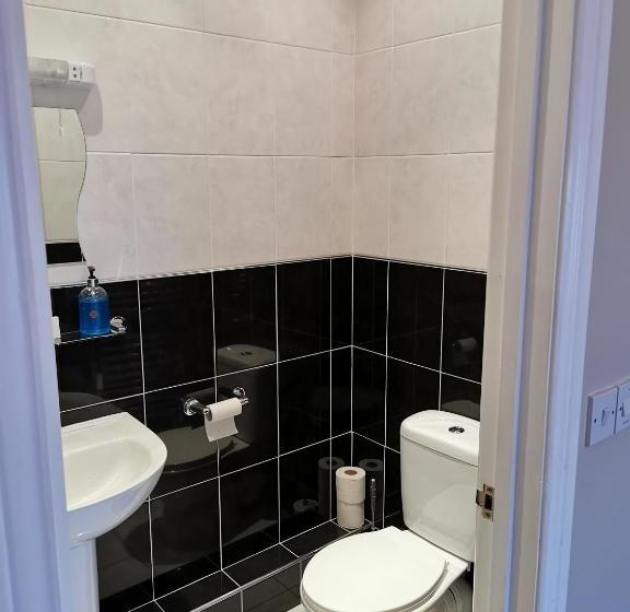 住宿加早餐  Thaiger Restaurant And Accommodation