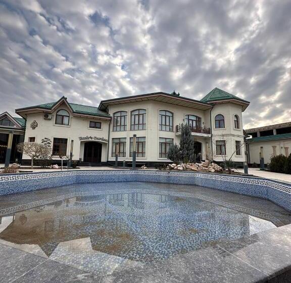 فندق Emirs Garden Residence