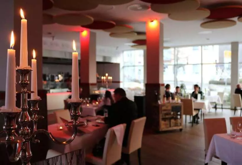 Hotelli Mythenresort Heimdall