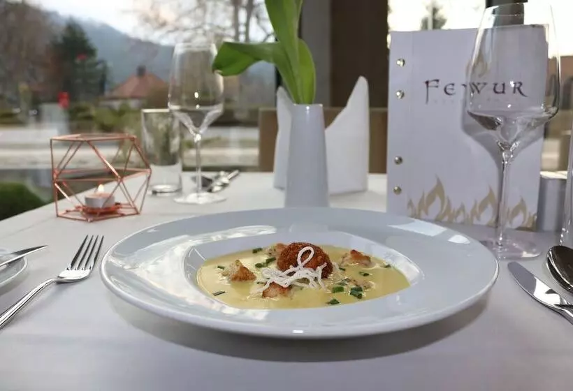 Hotelli Mythenresort Heimdall