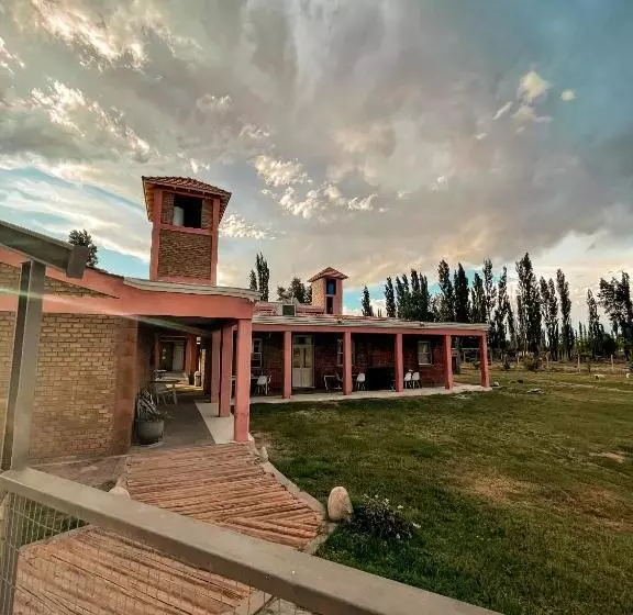 ホテル Posada Villa Pituil