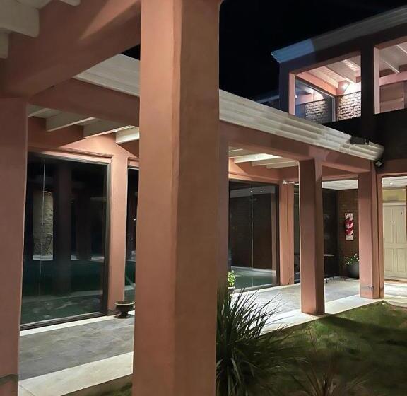 فندق Posada Villa Pituil