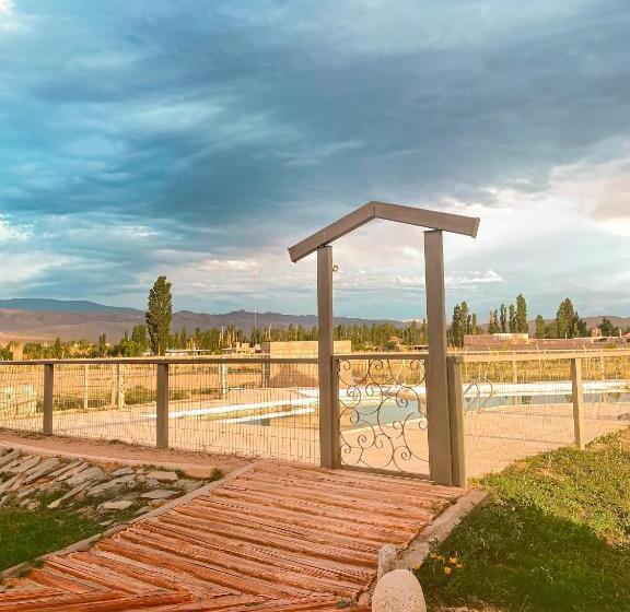 فندق Posada Villa Pituil