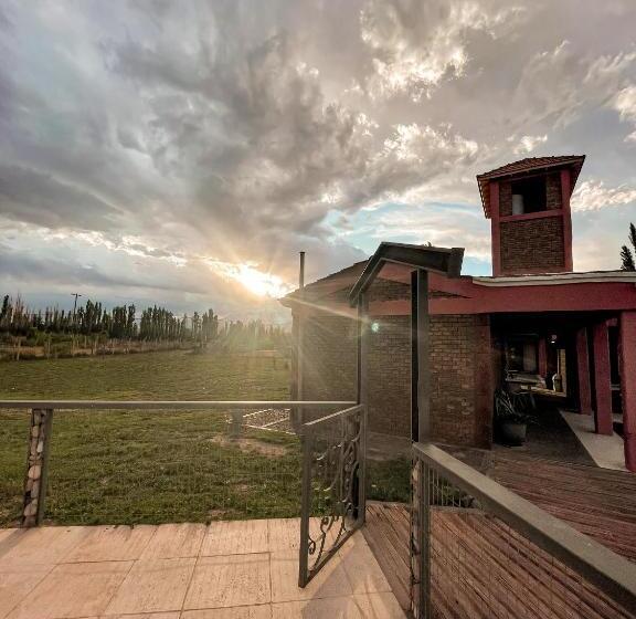 فندق Posada Villa Pituil