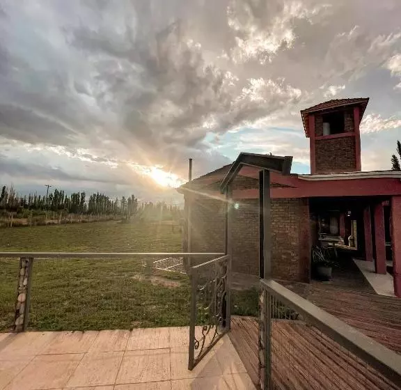 ホテル Posada Villa Pituil