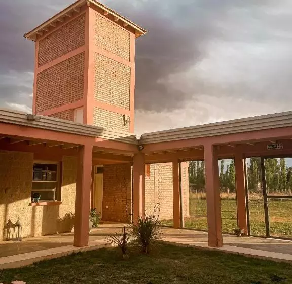 ホテル Posada Villa Pituil