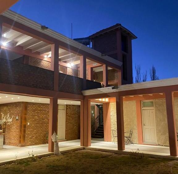 فندق Posada Villa Pituil