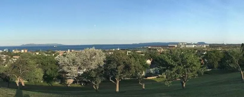 Delta Hotels By Marriott Thunder Bay