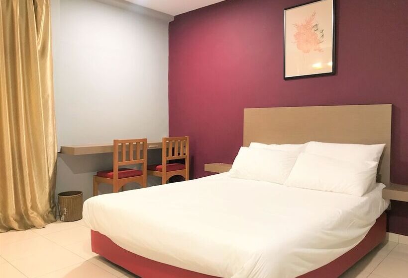 Hotel Oyo 434 Marbella