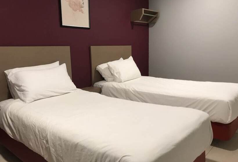 Hotel Oyo 434 Marbella