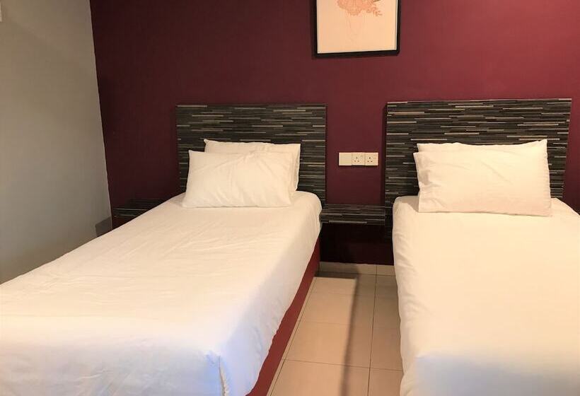 Hotel Oyo 434 Marbella