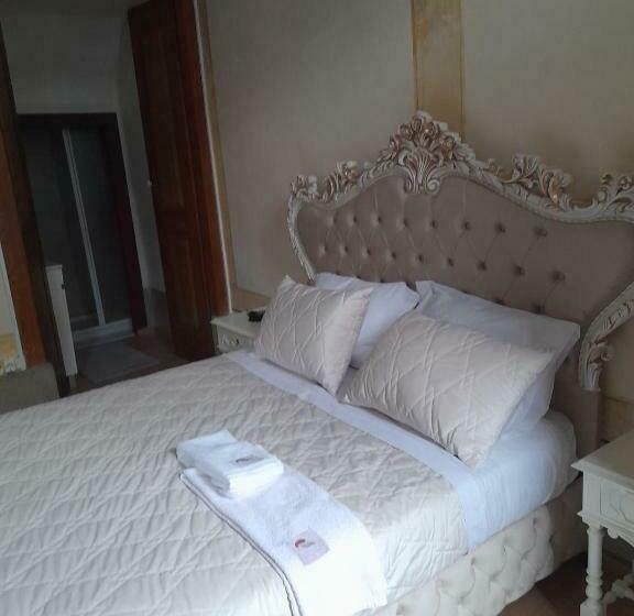 هاستل Pb4 House