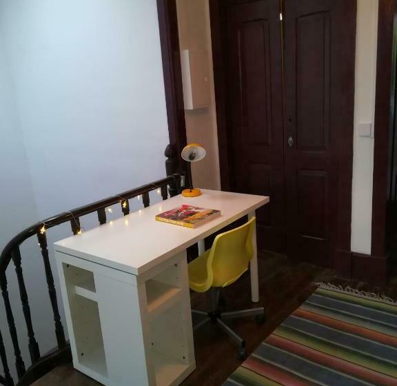 هاستل Pb4 House