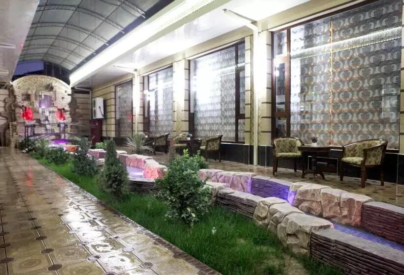 تختخواب و صبحانه Naxshab