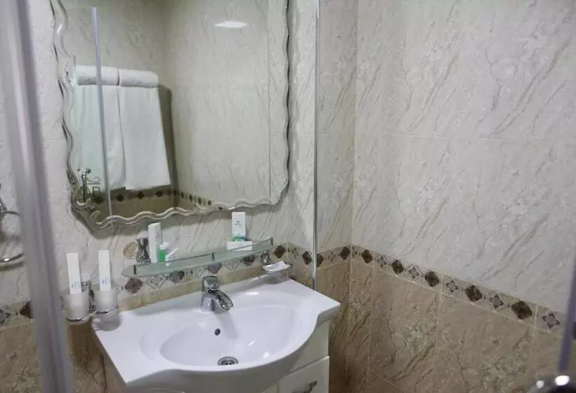 تختخواب و صبحانه Naxshab