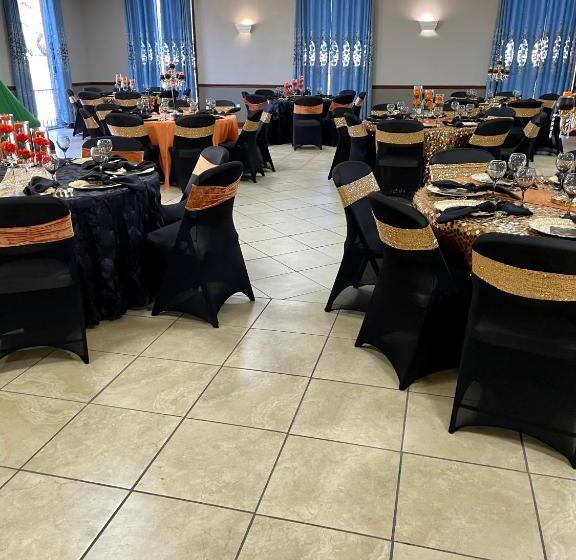 호텔 Ashburn Inn Of Manning