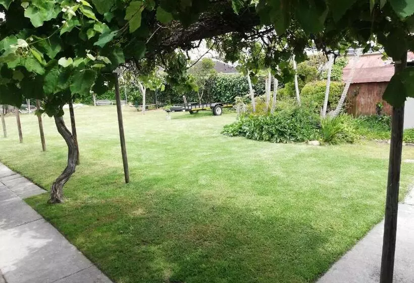 ペンション La Maison On 3rd Guesthouse