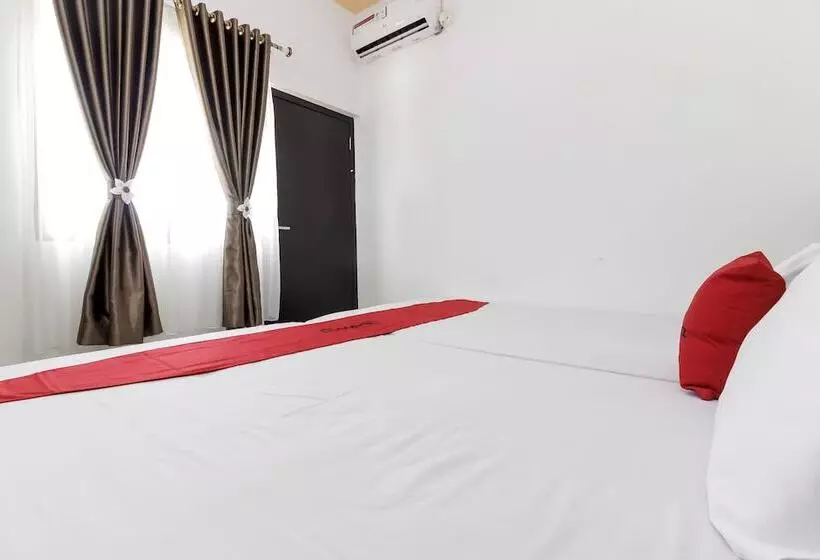 Majatalo Reddoorz Near Sam Ratulangi Airport Manado