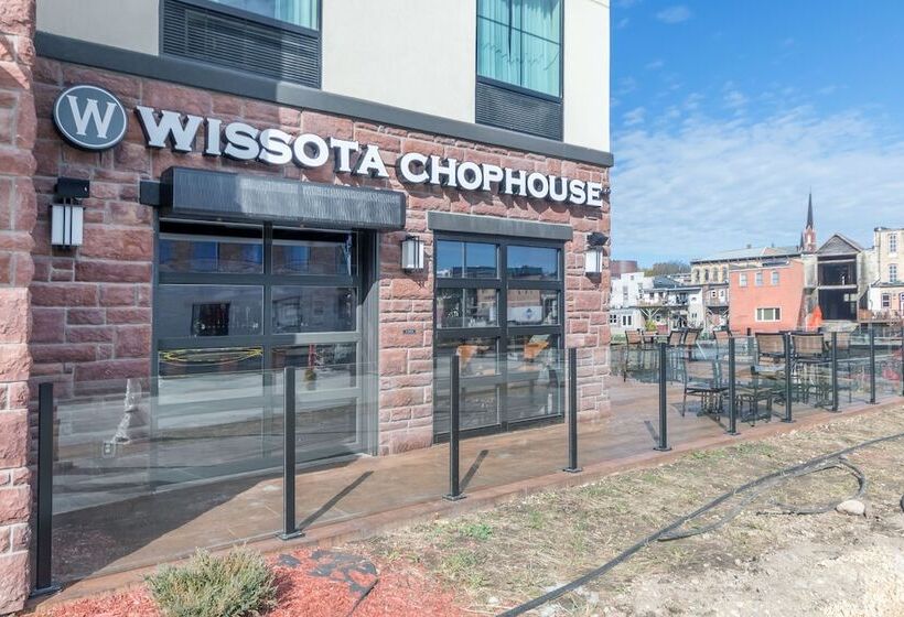 Cobblestone Hotel & Suites   Janesville