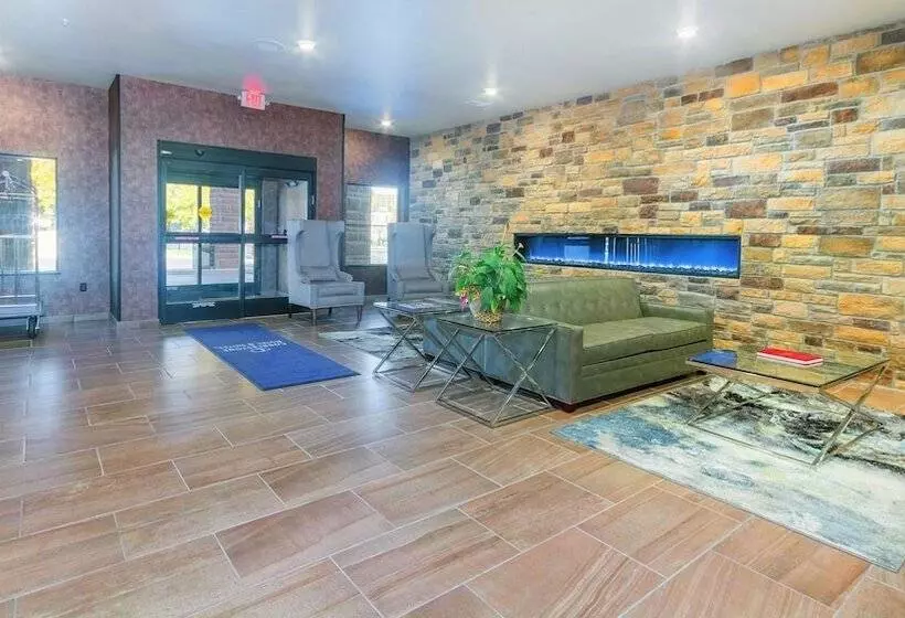 Cobblestone Hotel & Suites   Janesville