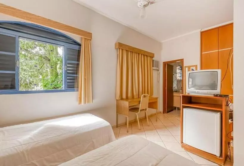 ホテル Jardin Park