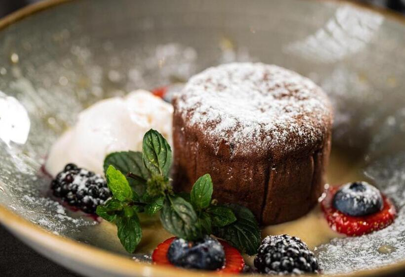 ホテル Nutrend World