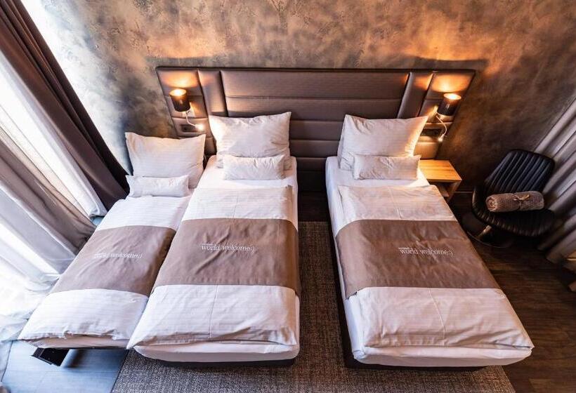 ホテル Nutrend World