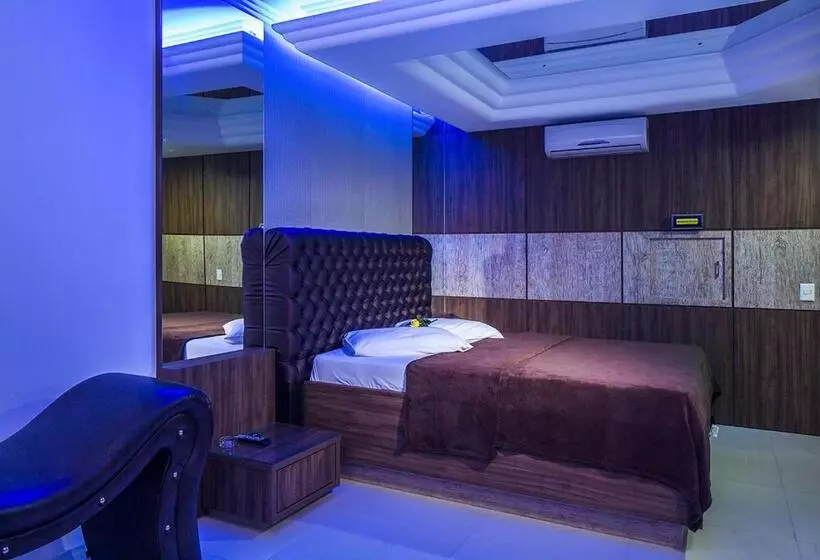 Motel 2001