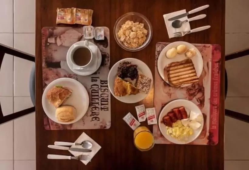 Hotelli Colonial Flat