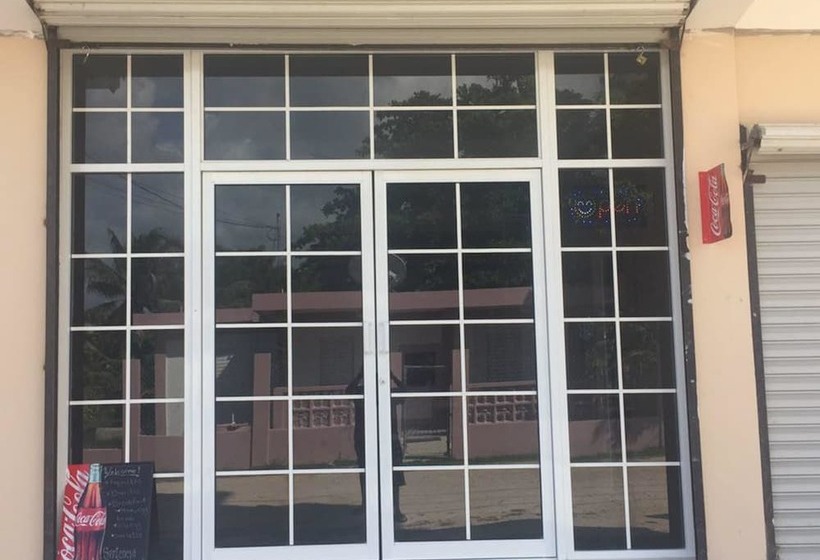 هتل Sarteneja Inn