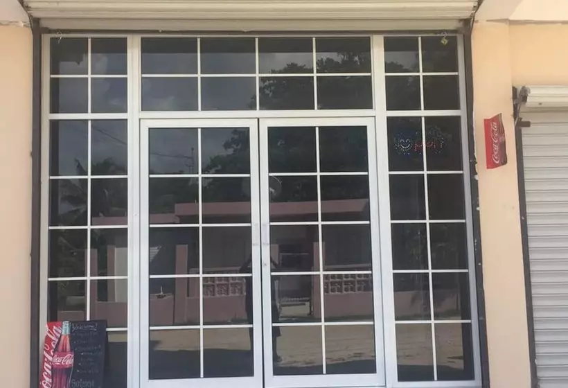 هتل Sarteneja Inn