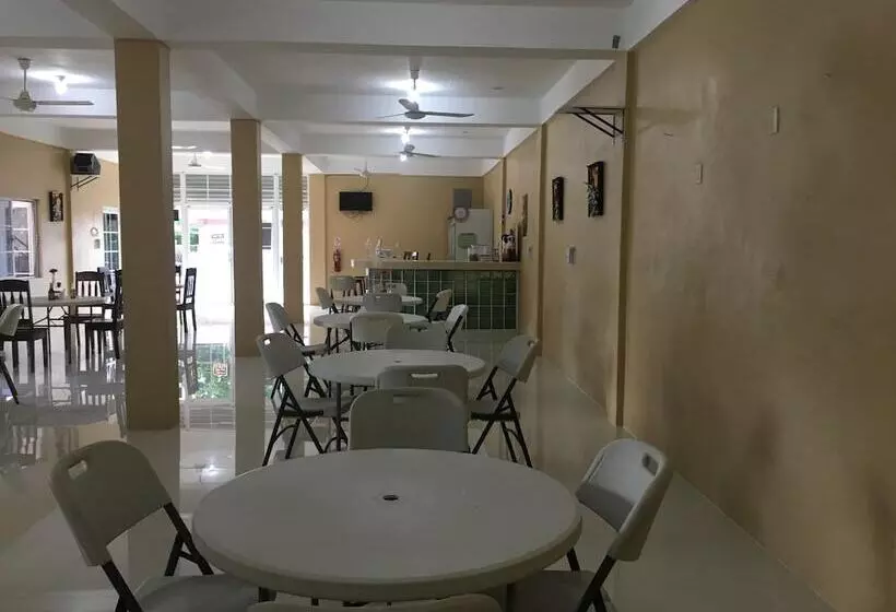 هتل Sarteneja Inn