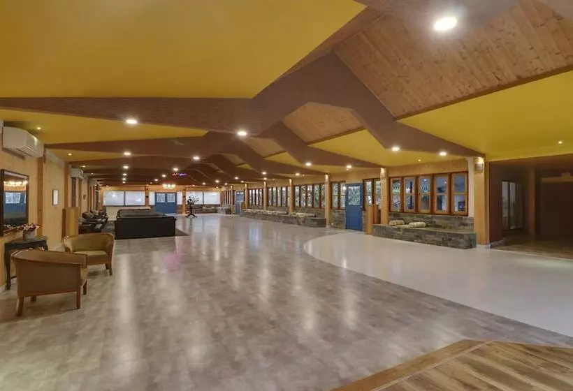 هتل Treebo Premium Blue Mountain Country Club And Resort