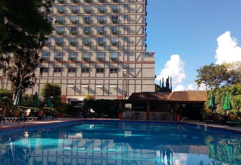 Live Suites Itaipava