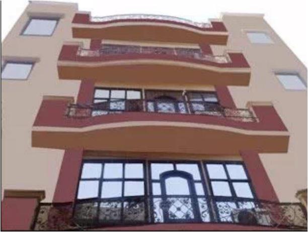 בית מלון כפרי Gurbachan Castle