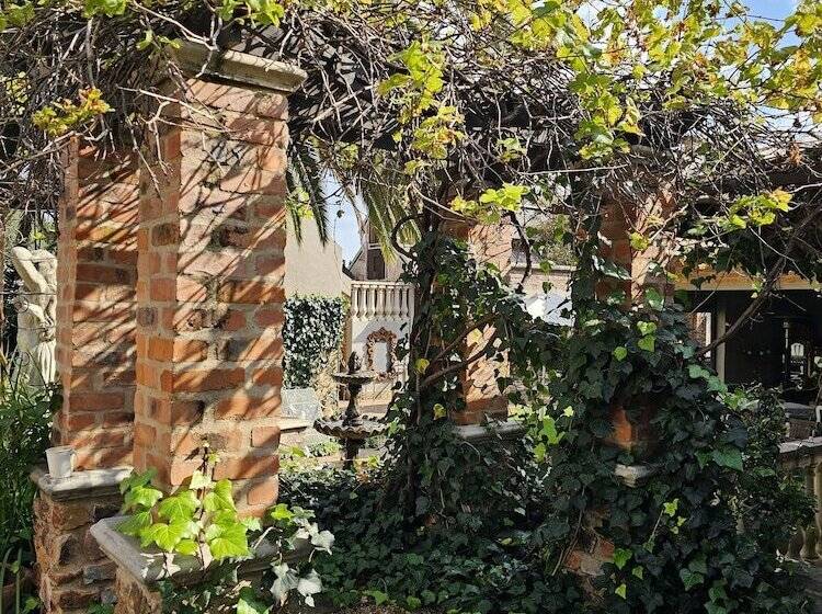 Hotel Maison De Leo Luxury Guesthouse