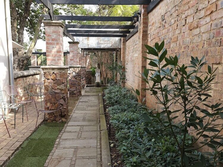 Hotel Maison De Leo Luxury Guesthouse