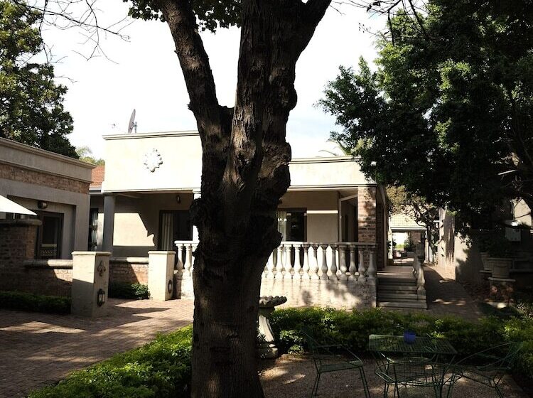 Hotel Maison De Leo Luxury Guesthouse