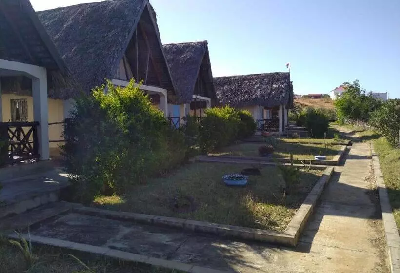 هتل Sanjeela Plage Coco