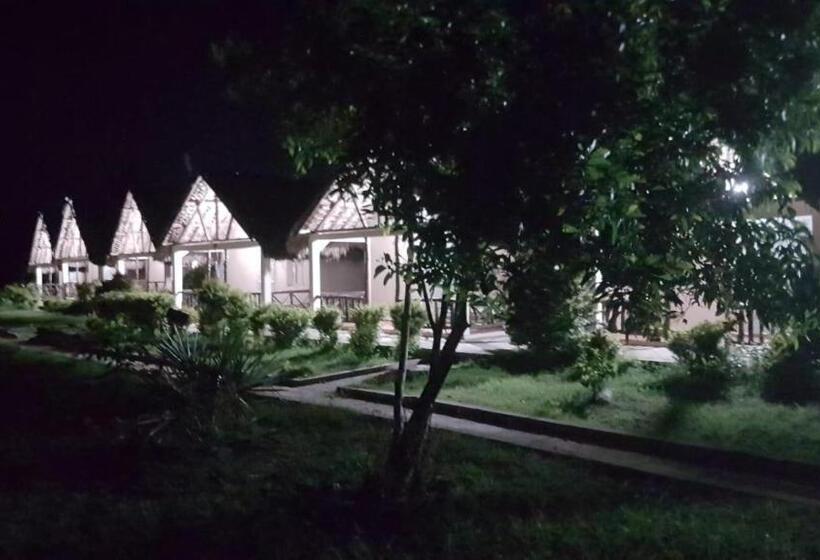 هتل Sanjeela Plage Coco