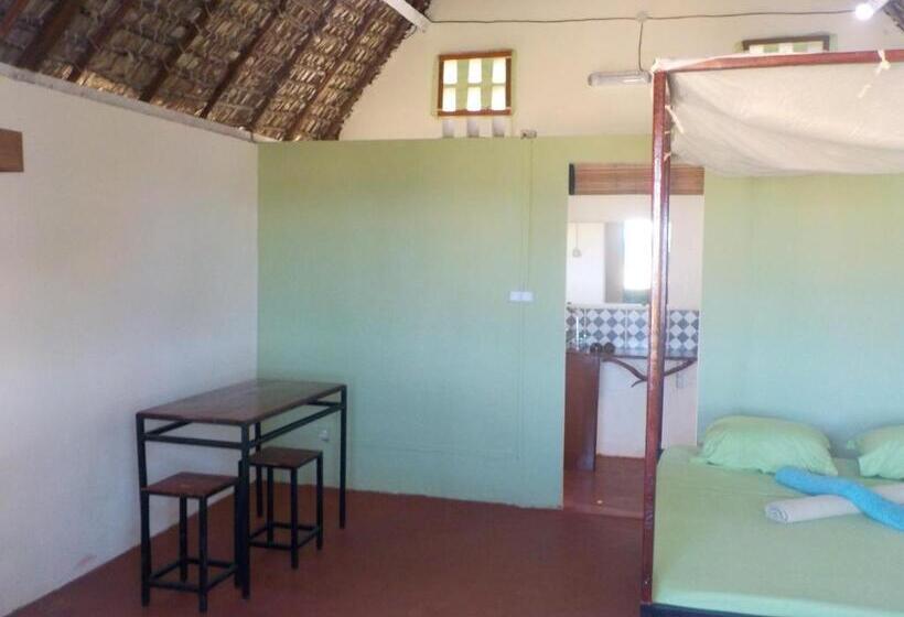 هتل Sanjeela Plage Coco