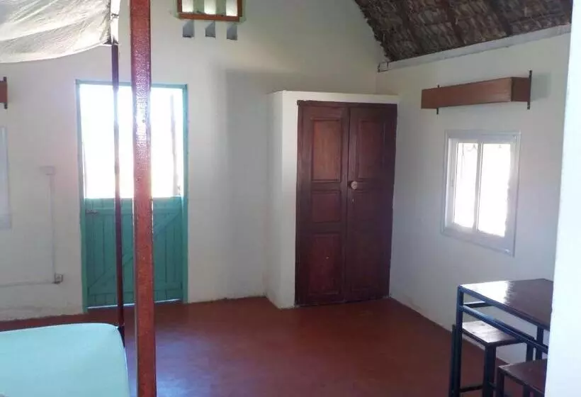 هتل Sanjeela Plage Coco