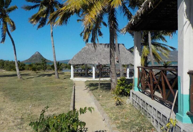 هتل Sanjeela Plage Coco