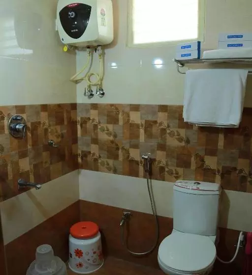 پانسیون Coimbatore Home Stay & Serviced Apartment