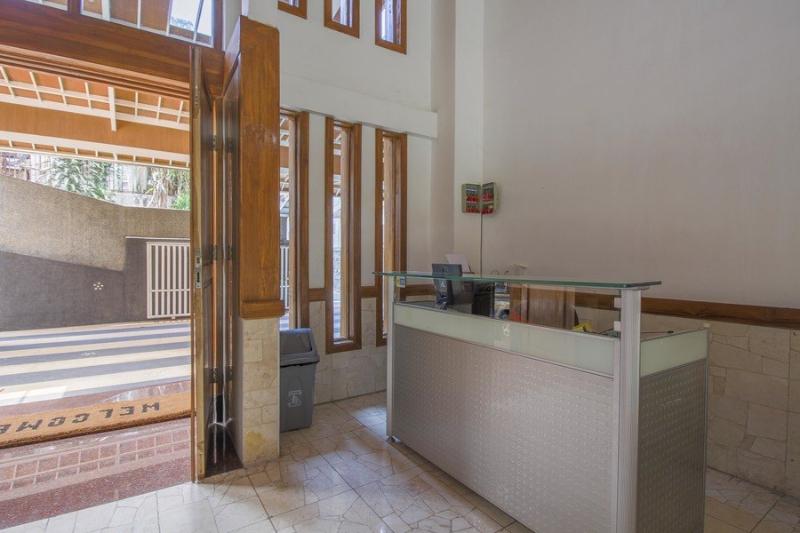 پانسیون Reddoorz Plus Near Politeknik Negeri Bandung