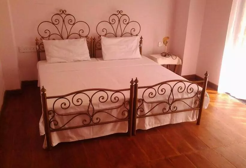 Aamiaismajoitus (B&B) Himagira