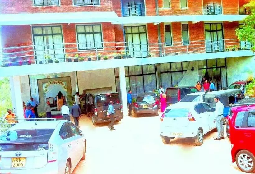 Aamiaismajoitus (B&B) Himagira