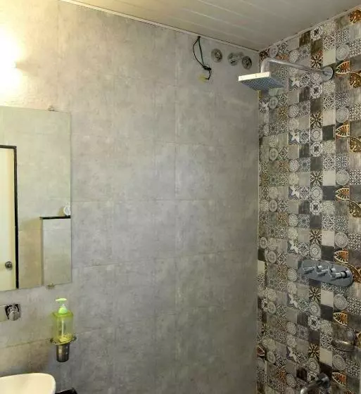 Hotel Pushpak