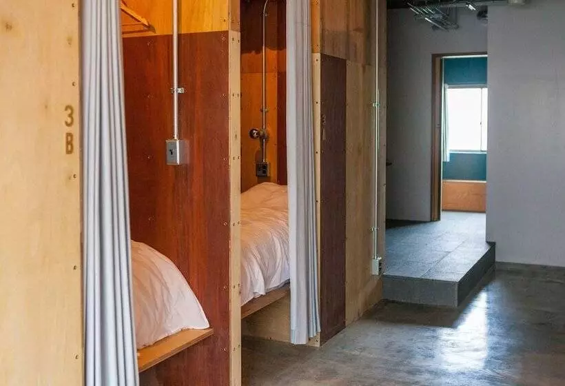 Retkeilymaja Area Inn Fushimicho Fukuyama Castle Side