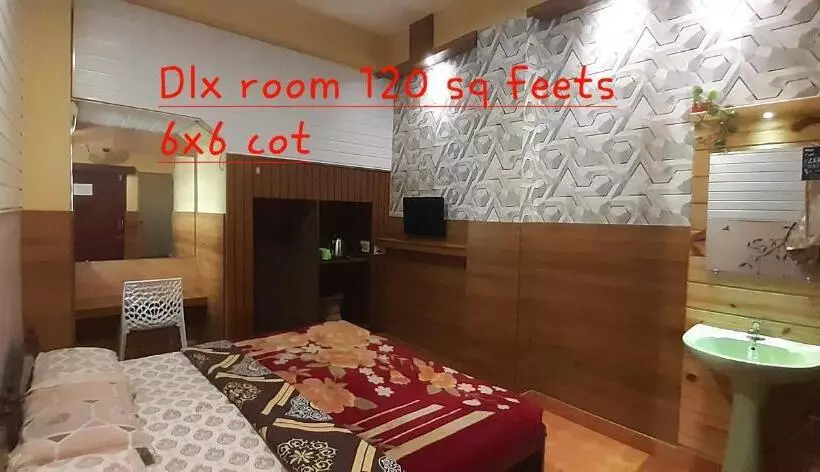 ユースホステル Greenview Holiday Inn